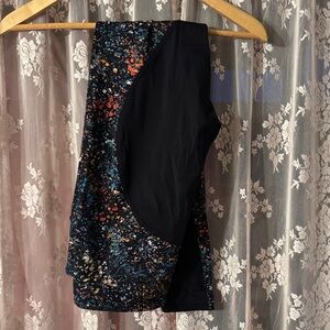 Lululemon Wake & Train Leggings 28”